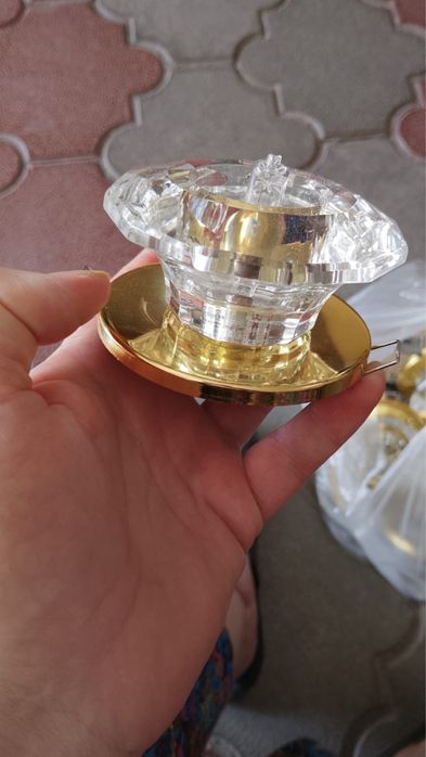 продам споты красивые