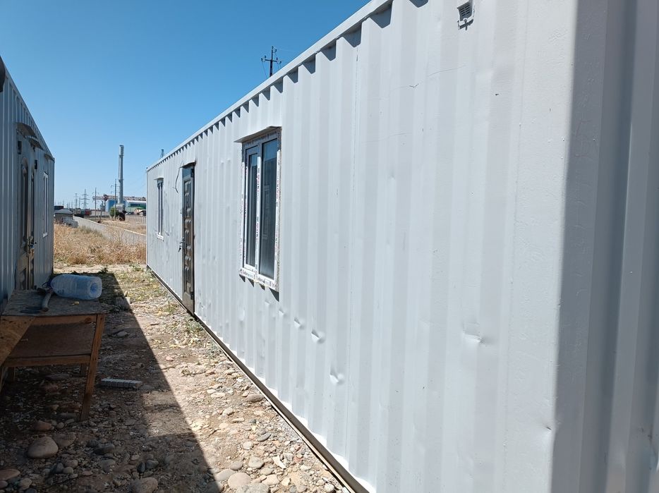 Бытовки из контейнера продается