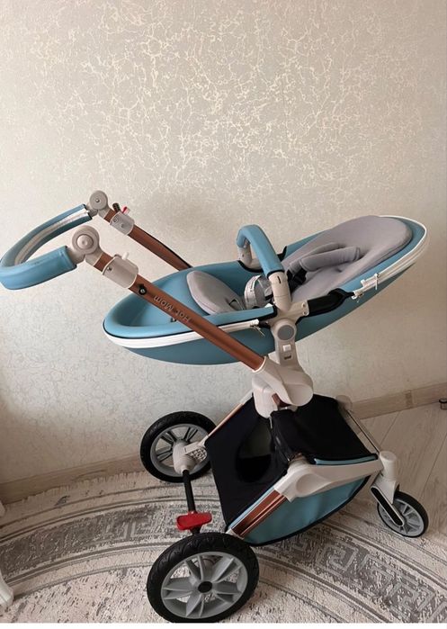 Продам коляску 3в1
