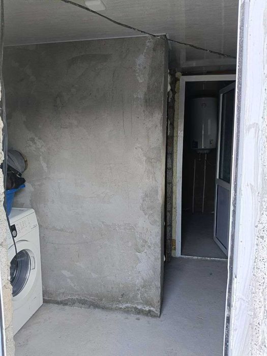 Зангиота 3 сотих 4 хона уй сотилади