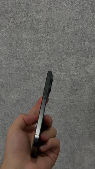 iPhone 15 pro 256 gb