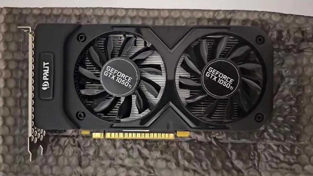 Комплектующие для компьютера (видеокарта 75000 тенге и др.)