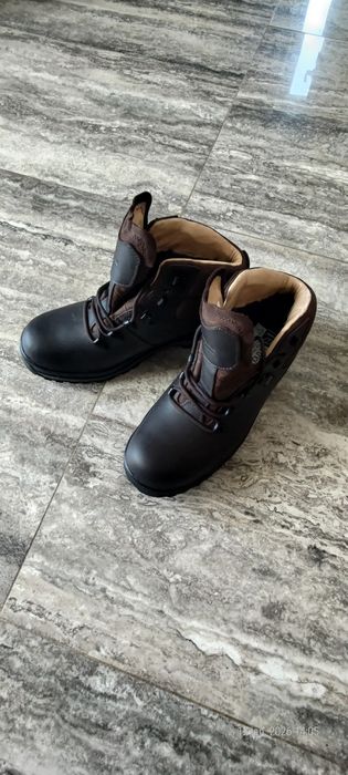 Ghete bărbați Berghaus nr 42 sau 26cm Gore tex