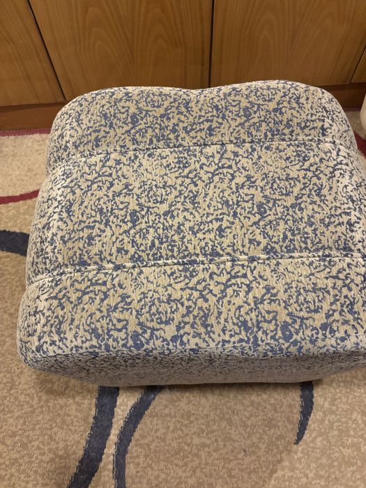 3 табуретки от холова гарнитура