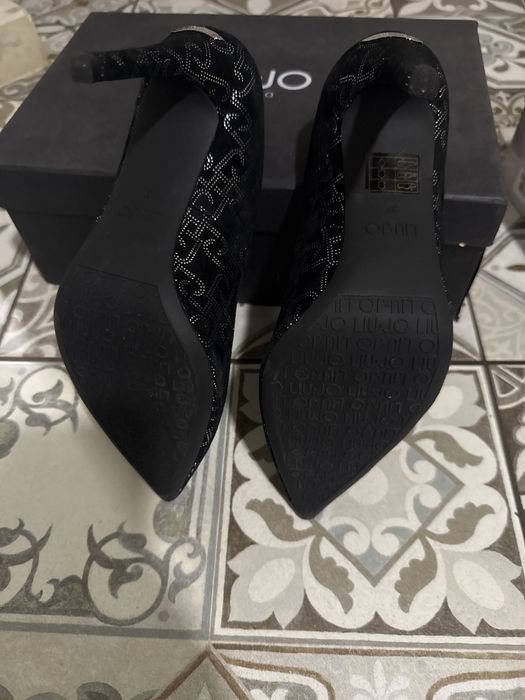 Уникалти Liu jo 37 номер