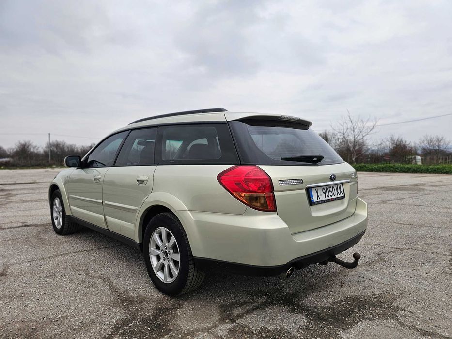 КАПАРИРАН . Subaru outback 2.5 benzin\gas automatic