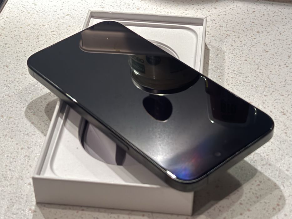 iPhone 15 Pro Max 256GB Black Titanium – Перфектен, 91% Батерия!