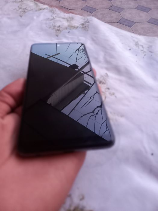 Самсунг А52 срочно продается