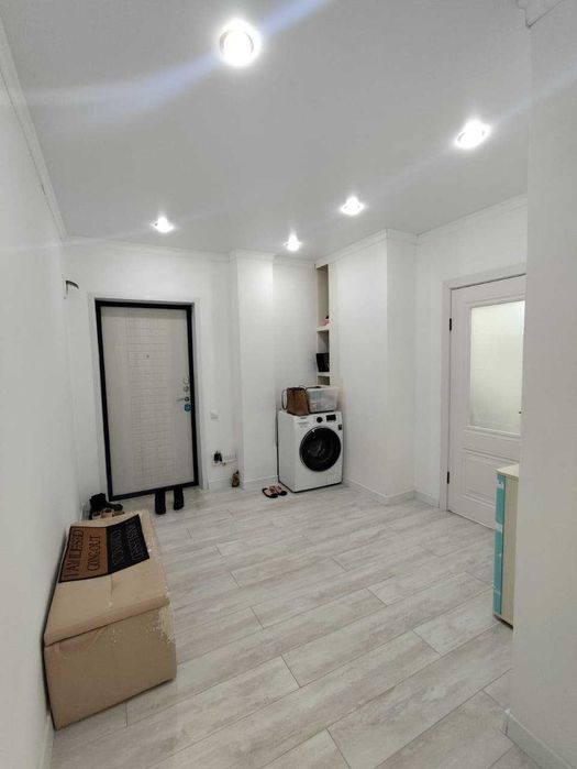 Продается 2 комн. кв. р-н 2-база