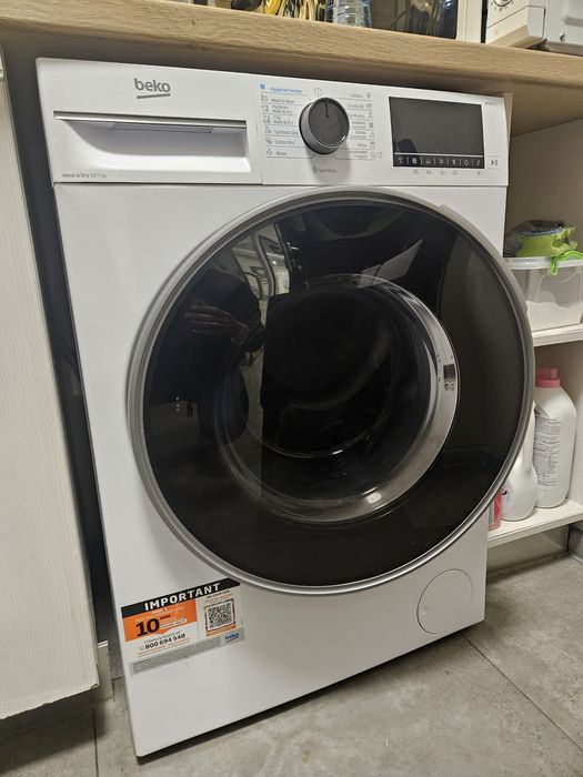 Пералня със сушилня Beko