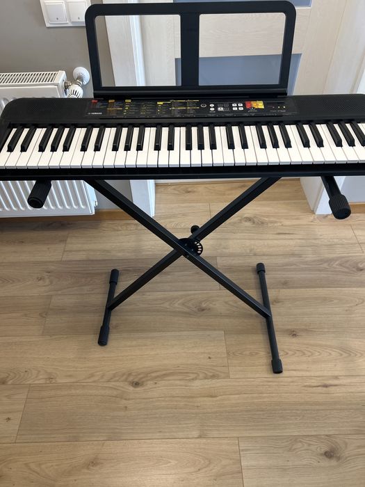 Orga Yamaha PSR-F52