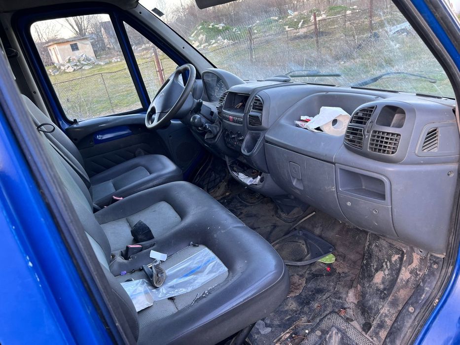 Vand camioneta ieftina