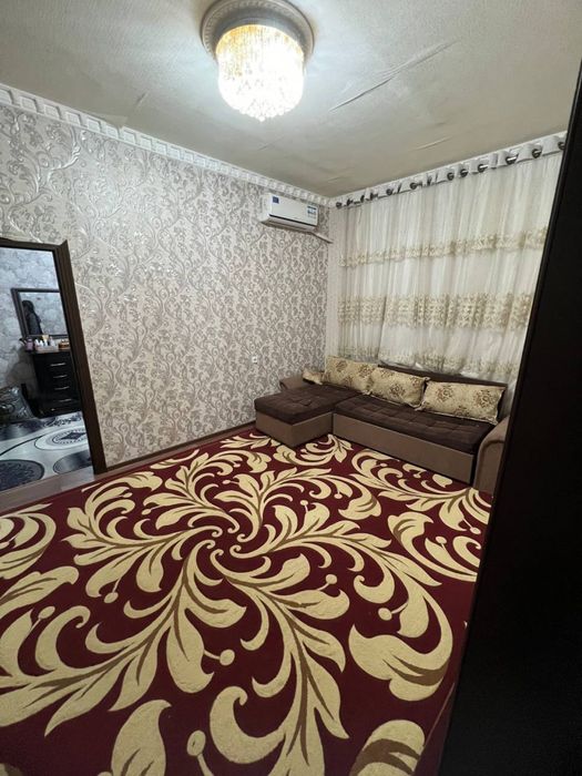 Продаю свою квартиру на Чиланзаре - Спорт товар, 7 квартал