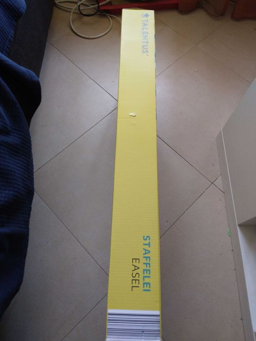 Sevalet pictura pentru masa, din lemn masiv, nou