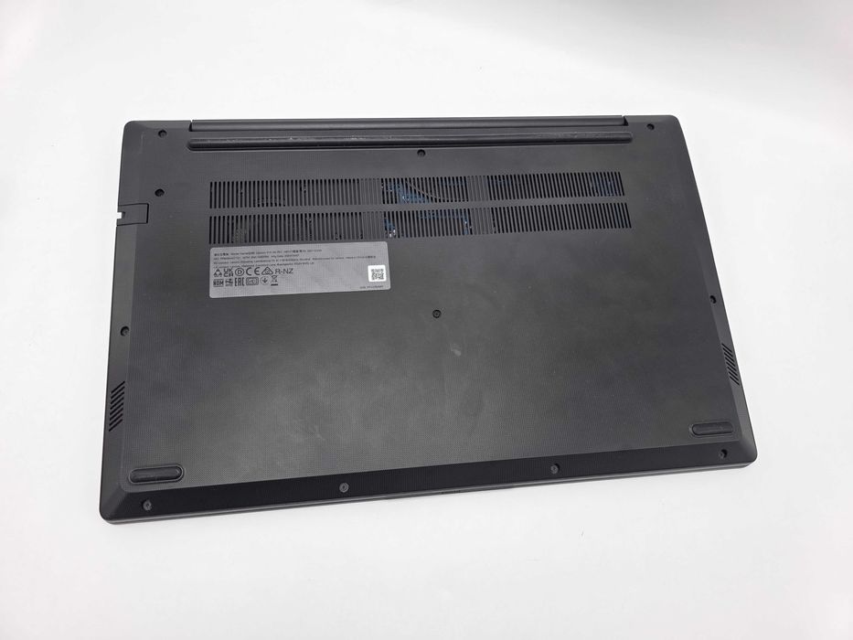Laptop 15.6" FHD Lenovo V15 G4 IRU i3-1315U 16Gb RAm 512GB SSD M2 Stare Buna