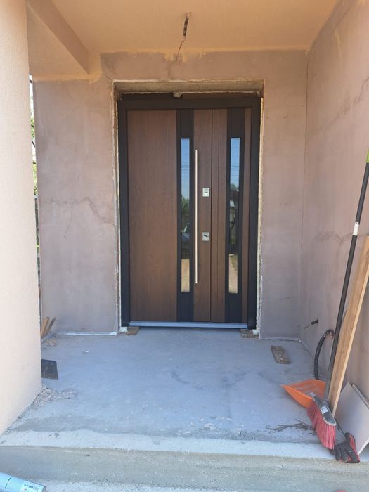 Montaj usi metalice si tamplarie pvc deblocari usi