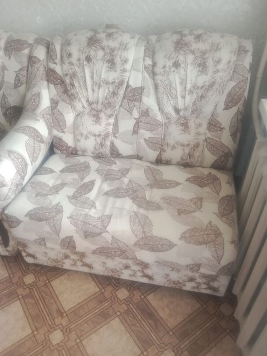 Продам диван в хорошем состоянии
