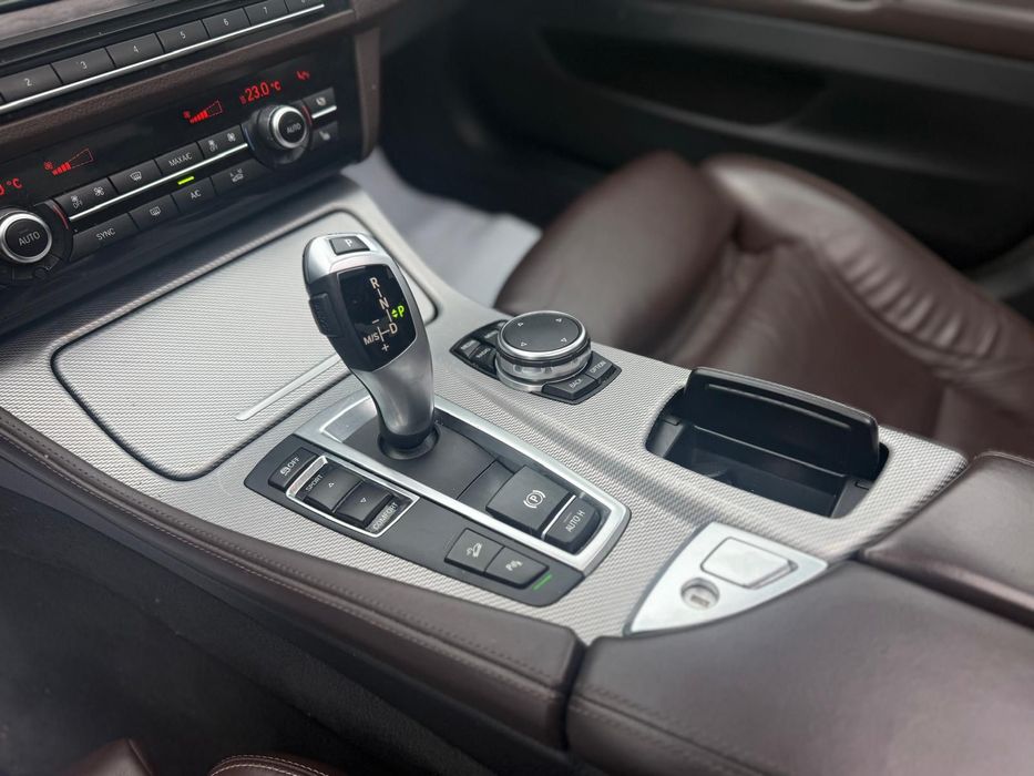 Auto BMW 528i xDrive