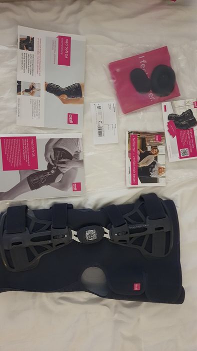 Orteza profesionala genunchi de la MEDI Soft OA