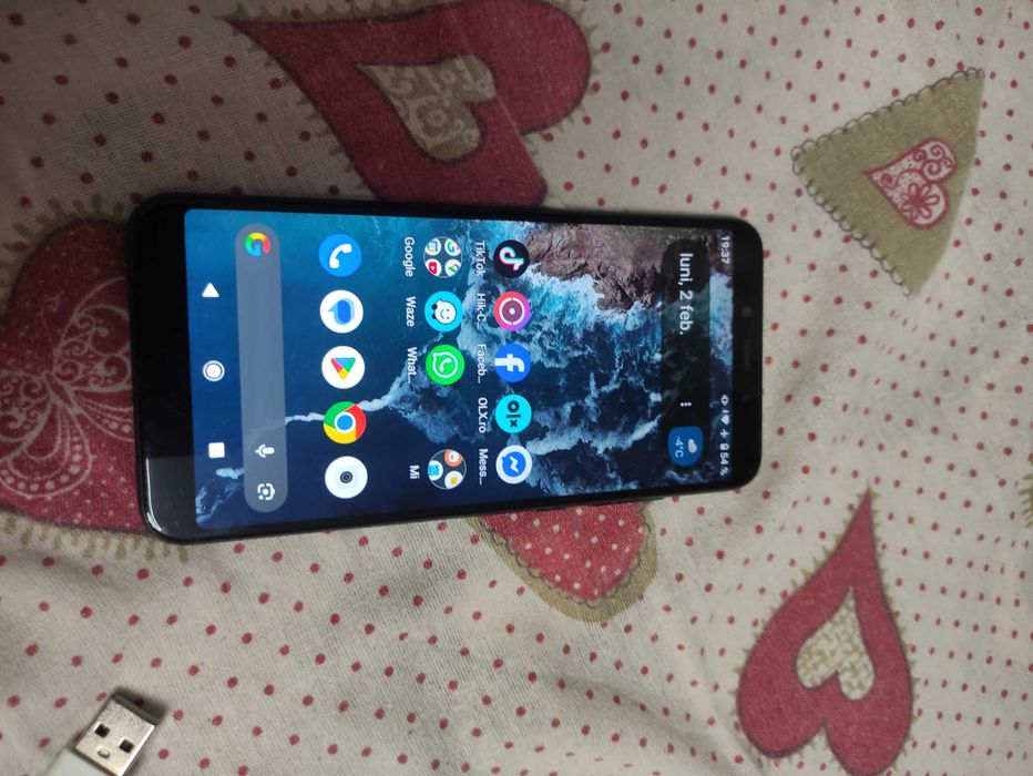 telefon Xiaomi Mi A2