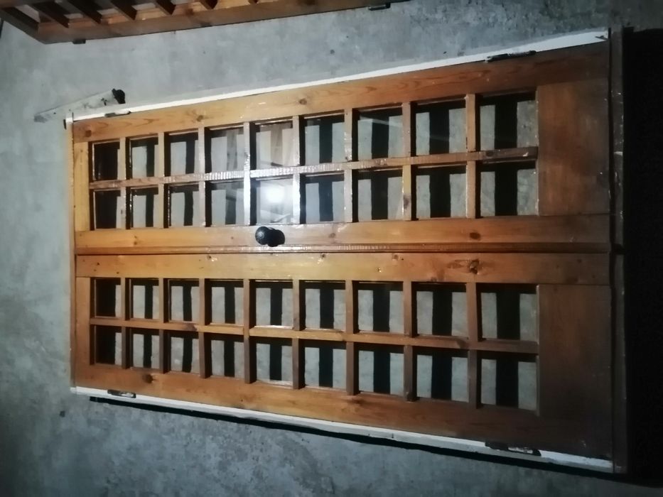 Продоеються межкомнатные двери в хорошо состояний