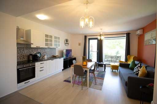 Snagov Plaza Houses – Locuințe cu grădină la doar 200 m de DN1