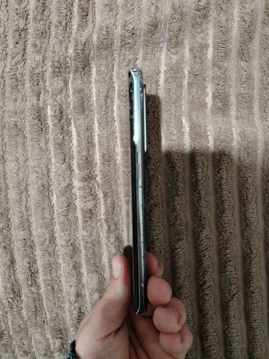 Huawei p40 pro за 100к срочно