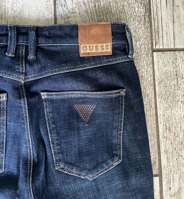 2бр Дамски скини дънки Guess 25 н