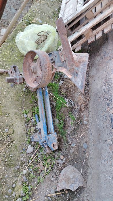 Мини трактор холати янги нархини келишамиз