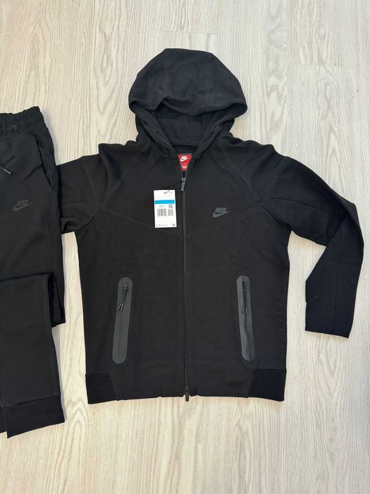 Trening NIKE Tech Fleece din Bumbac Compleu PREMIUM