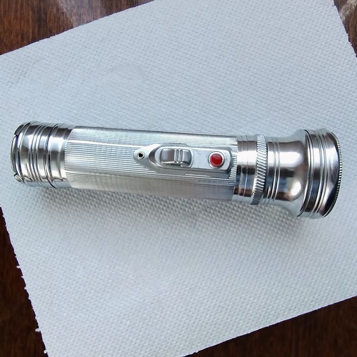 Продавам ретро фенер