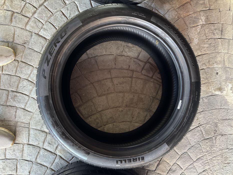 Pirelli 275/40 R21 si 315/35 R21 runflat - se vand si la bucata