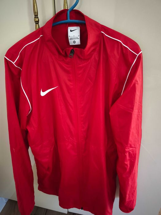 Ветровка Nike, М размер