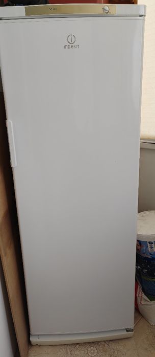 Морозильная камера Indesit SFR-167.002