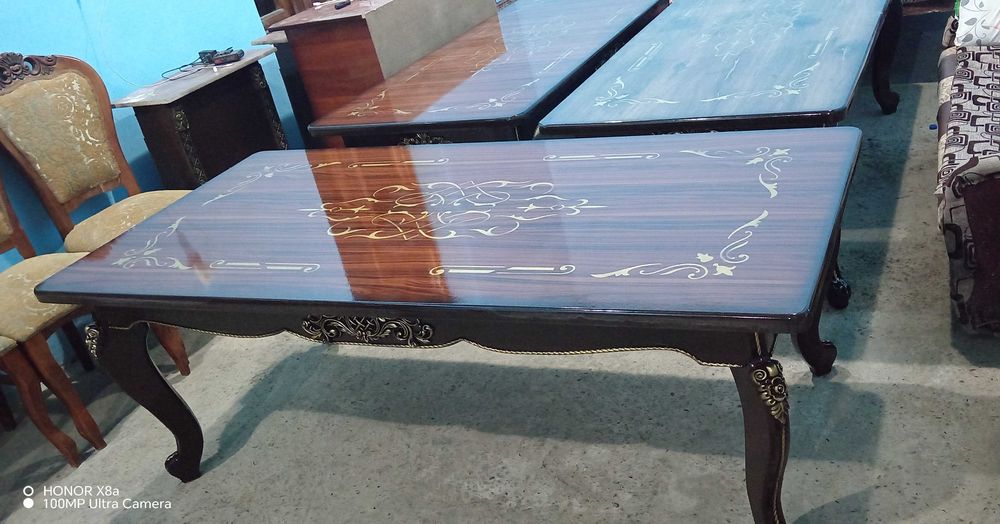 Ugalok uchun ixcham jurnalnik stol