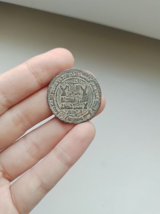 Сотилади Корохоний Лар тангалари монета соин танга