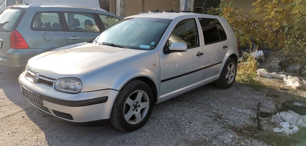 Голф 4  1.6 101 к.с. на части