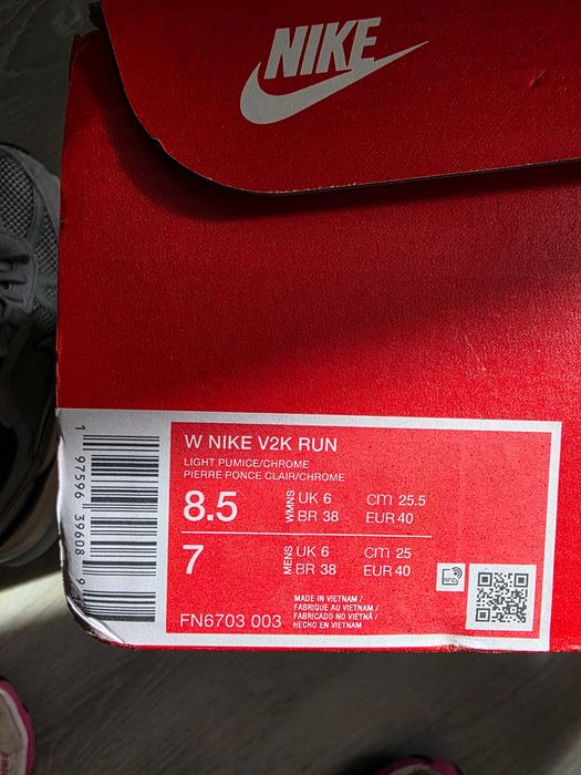 Кроссовки NIKE оригинал