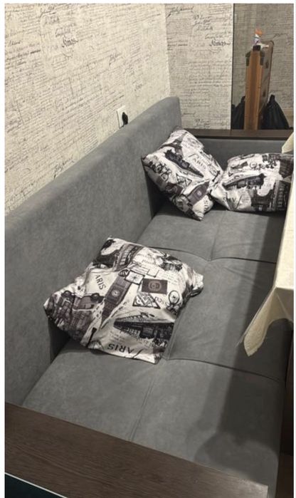 Диван серый раскладной б/у