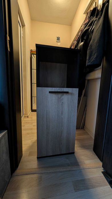 Шкаф с  три отделения