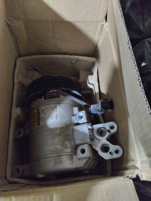 Компрессор для авто кондиционера.спецтехника,Исузу,хундай,газель