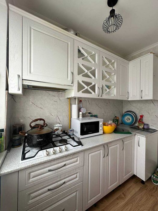 Продам 3-х комнатную квартиру в районе КЖБИ