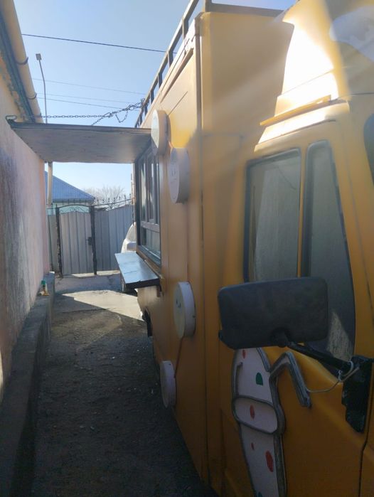 Фургон Mersedes Benz