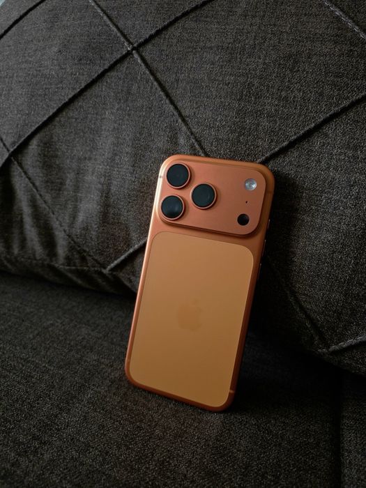Iphone 17 pro в хорошем состоянии