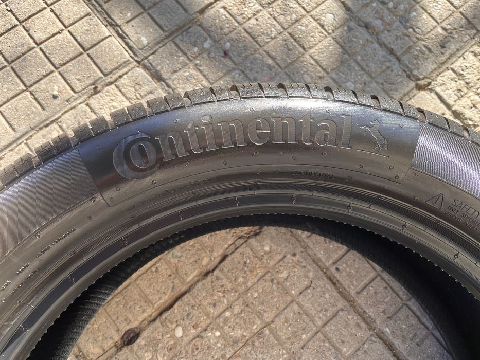 Зимни гуми CONTINENTAL 245 45 19 BMW X3 G01 X4 G02.  245/45/19