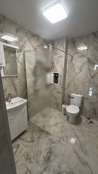 Дава се под наем Двустаен апартамент в София, Малинова долина - 90 кв.м за 698.19 € - Снимка #2