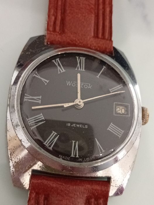 Руски ръчен механичен часовник WOSTOK.