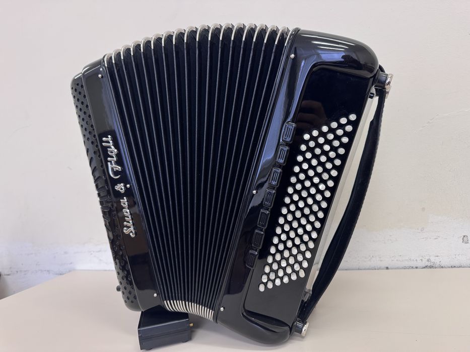 Акордеон Siwa i Figli - акустичен  с MIDI система Juzisound