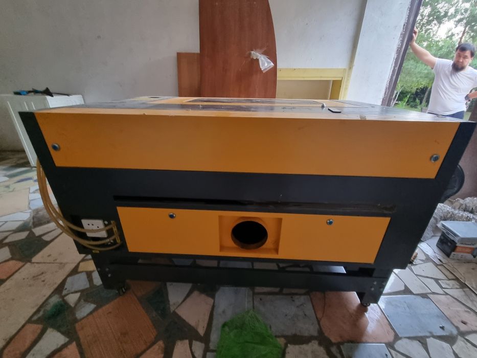 ТОРГ Лазерный Станок CO2 80W Ruida 6090