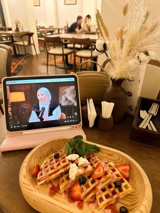 iPad A16 розовый
